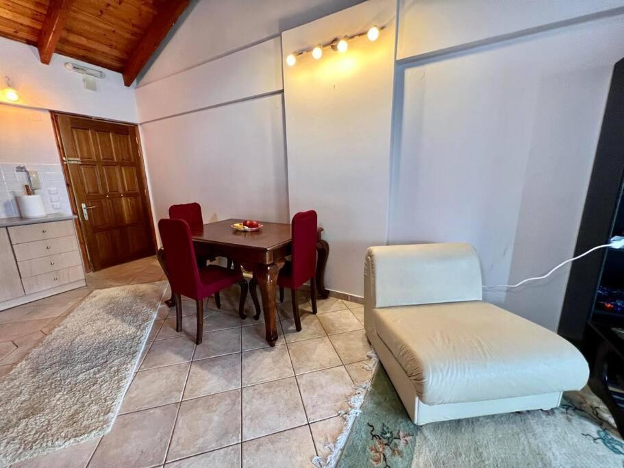Στούντιο Κέντρου Άνω Πόλης Πάτρας Apartment Luaran gambar